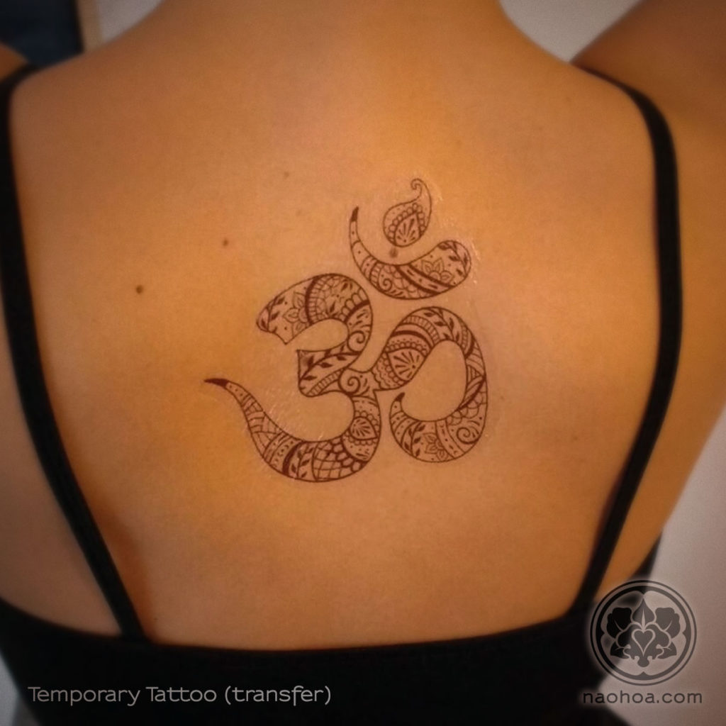 Henna-style tattoo by Naomi Hoang at NAOHOA Luxury Bespoke Tattoos, Cardiff (Wales, UK).